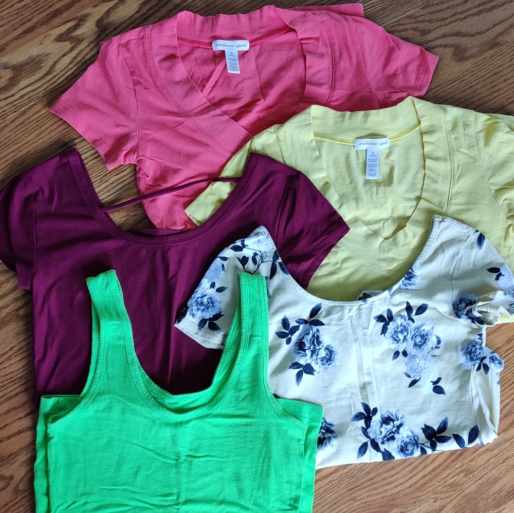 Size Small Bundle - 5 Assorted Color Tops